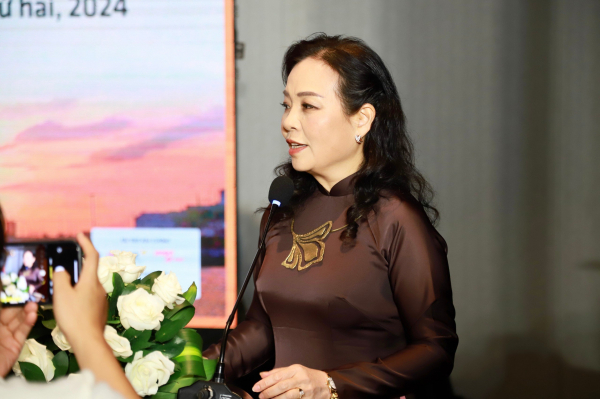 Chiếu chùm phim của NSND Đặng Nhật Minh tại Liên hoan phim Châu Á Đà Nẵng lần thứ II -0