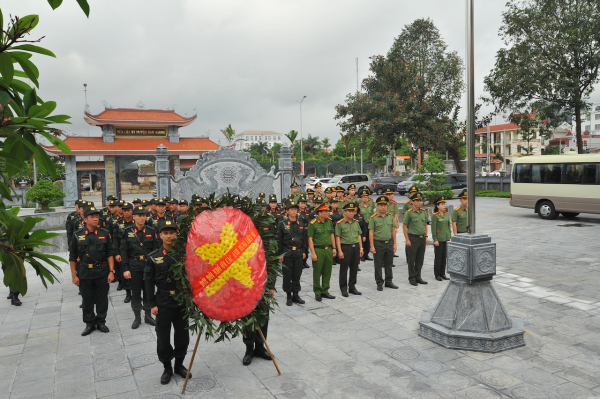  Tổ chức hoạt động an sinh xã hội, tình nguyện tại huyện Văn Giang và Kim Động, Hưng Yên -0