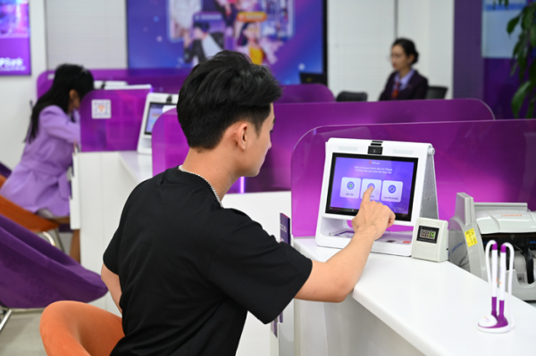 Trung tâm dữ liệu sinh trắc học, bước đi thần tốc của ngân hàng Việt -0