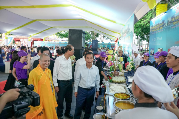 Nhiều lễ hội của Phật giáo - điểm nhấn tại Tuần lễ Festival nghệ thuật quốc tế Huế 2024 -0