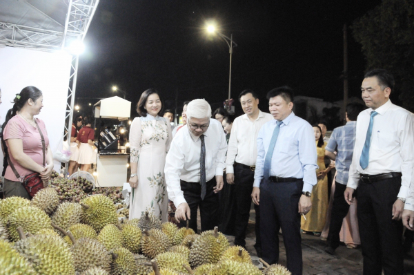 Khai mạc Lễ hội mùa trái chín 2024 với chủ đề “Lái Thiêu điểm hẹn” -0