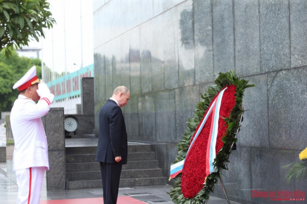 Hình ảnh đẹp trong chuyến thăm cấp Nhà nước của Tổng thống Vladimir Putin  -1