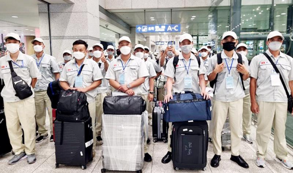 Hơn 78 nghìn lao động Việt Nam ra nước ngoài làm việc -0