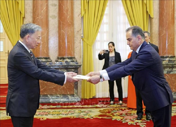 Chủ tịch nước Tô Lâm tiếp Đại sứ các nước trình Quốc thư -0