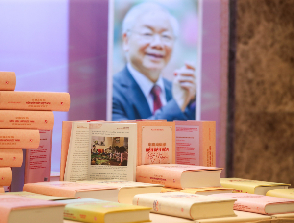 Ra mắt cuốn sách “Xây dựng và phát triển nền văn hóa Việt Nam tiên tiến, đậm đà bản sắc dân tộc” của Tổng Bí thư Nguyễn Phú Trọng -0