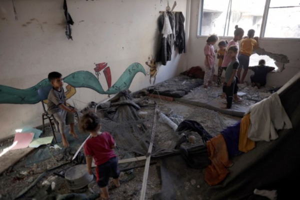 Xe tăng Israel nã pháo vào lều của người tị nạn Palestine, 25 người chết -0