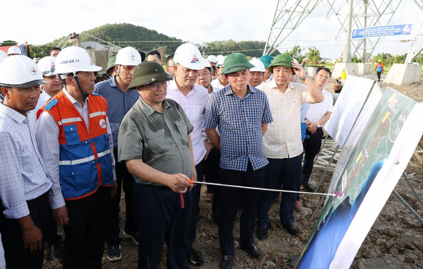 Thủ tướng Phạm Minh Chính đôn đốc thi công đường dây tải điện 500 kV mạch 3 -0