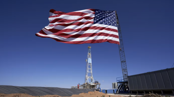 Khi quyền lực dầu mỏ trở lại tay OPEC -0