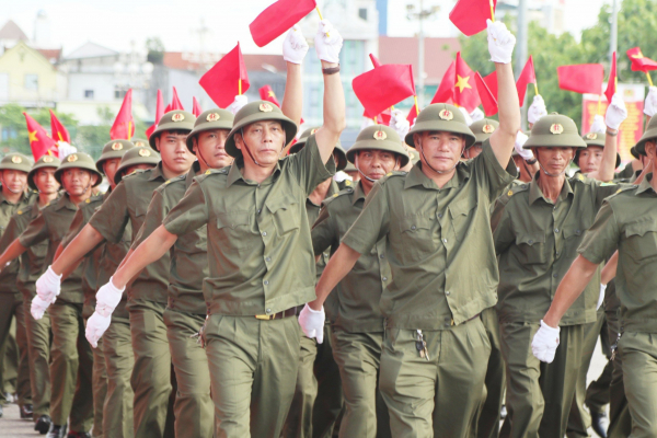 Bộ trưởng Lương Tam Quang:  Lực lượng tham gia bảo vệ an ninh, trật tự ở cơ sở phải nỗ lực hết mình, khắc phục khó khăn để hoàn thành xuất sắc mọi nhiệm vụ -0