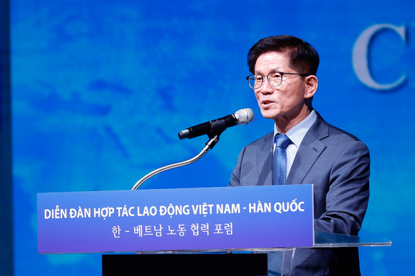 Thủ tướng: Tạo thuận lợi nhất cho người lao động, nâng tầm hợp tác lao động Việt Nam-Hàn Quốc -0