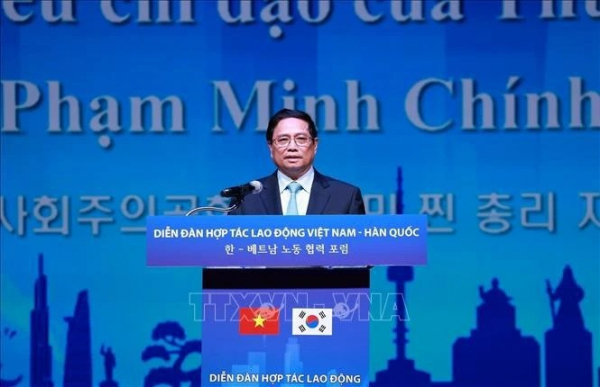 PM attends Vietnam-RoK Labour Cooperation Forum in Seoul -0