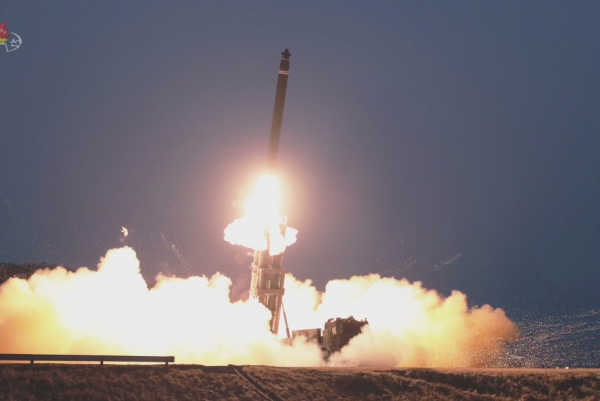 Triều Tiên thử thành công tên lửa đạn đạo mang 