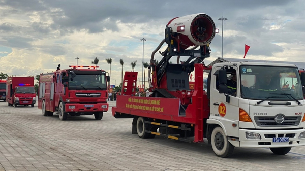 Khai mạc vòng chung kết Hội thi nghiệp vụ chữa cháy và cứu nạn, cứu hộ “Tổ liên gia an toàn PCCC” toàn quốc năm 2024 -0