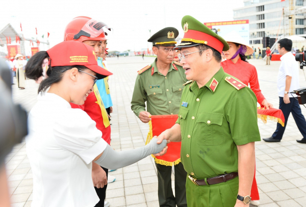 Khai mạc vòng chung kết Hội thi nghiệp vụ chữa cháy và cứu nạn, cứu hộ “Tổ liên gia an toàn PCCC” toàn quốc năm 2024 -0