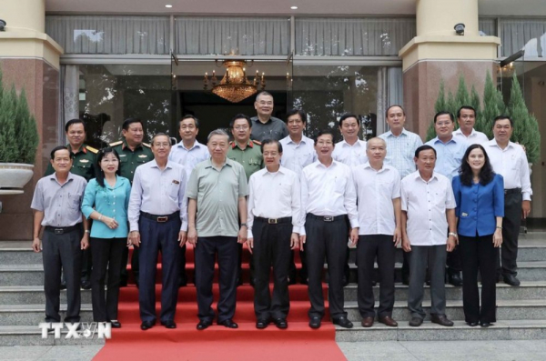 Chủ tịch nước Tô Lâm gặp mặt lãnh đạo chủ chốt tỉnh An Giang -0
