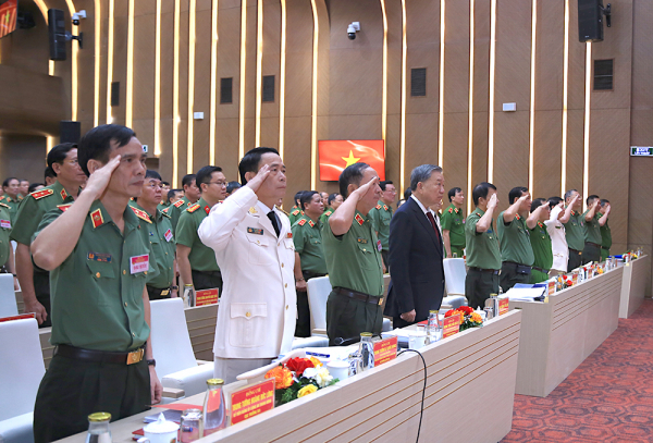 Chủ tịch nước Tô Lâm dự, chỉ đạo Hội nghị sơ kết công tác Công an 6 tháng đầu năm 2024 -0