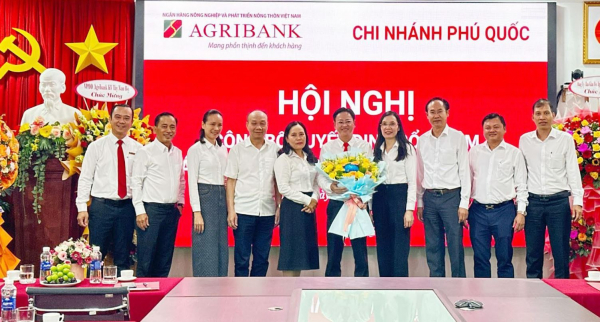 Công bố quyết định bổ nhiệm Giám đốc Agribank Chi nhánh Phú Quốc -0