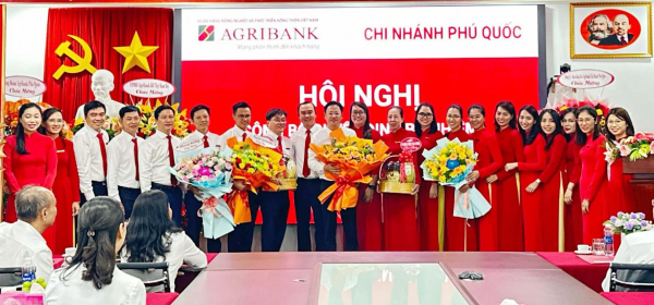 Công bố quyết định bổ nhiệm Giám đốc Agribank Chi nhánh Phú Quốc -1