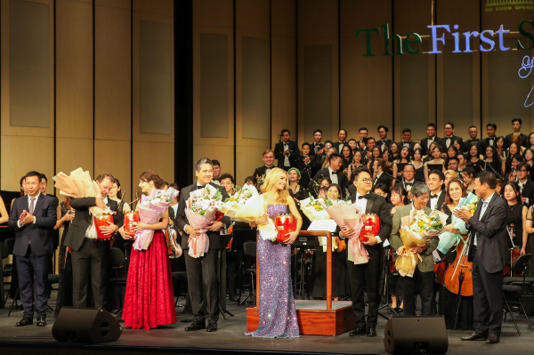 Chủ tịch nước Tô Lâm dự hoà nhạc kỷ niệm 1 năm khánh thành Nhà hát Hồ Gươm “The First sound of love”: -0