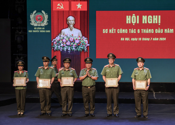 Nội dung thông tin trên báo chí CAND toàn diện, phong phú, tạo đồng thuận trong xã hội -0