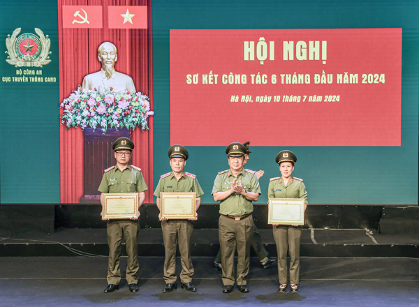 Nội dung thông tin trên báo chí CAND toàn diện, phong phú, tạo đồng thuận trong xã hội -0