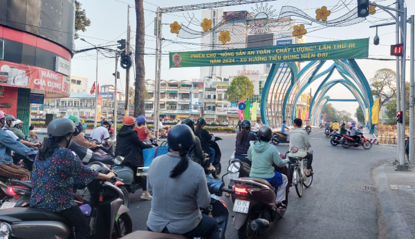 Một tháng, hệ thống camera ghi nhận trên 177.300 phương tiện vi phạm ở Sóc Trăng -1