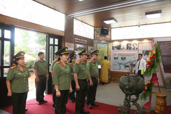 Cụm thi đua số 7 - Bộ Công an thực hiện hiệu quả phong trào thi đua Vì An ninh Tổ quốc -0