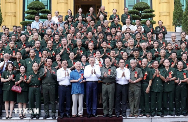 Chủ tịch nước: Thanh niên xung phong là biểu tượng sáng ngời của thế hệ trẻ -0