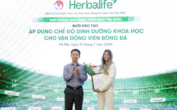 Herbalife và VFF tổ chức đào tạo về dinh dưỡng khoa học cho các CLB -0