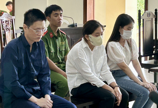 Trả hồ sơ, làm rõ dòng tiền trong vụ án liên quan Công ty Việt Á xảy ra tại bệnh viện ở Cần Thơ -0
