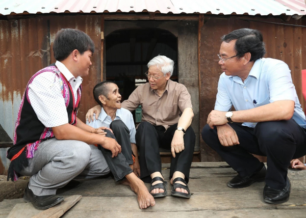 Tổng Bí thư Nguyễn Phú Trọng: Trọn một đời vì Đảng, vì dân -1