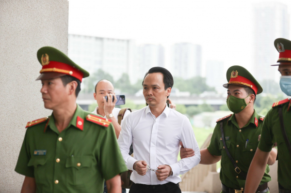 Sáng nay, xét xử cựu Chủ tịch Tập đoàn FLC Trịnh Văn Quyết và đồng phạm -0