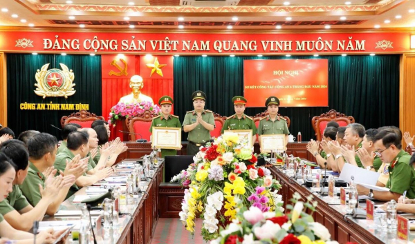 Công an tỉnh Nam Định tổ chức Hội nghị sơ kết 6 tháng đầu năm -1