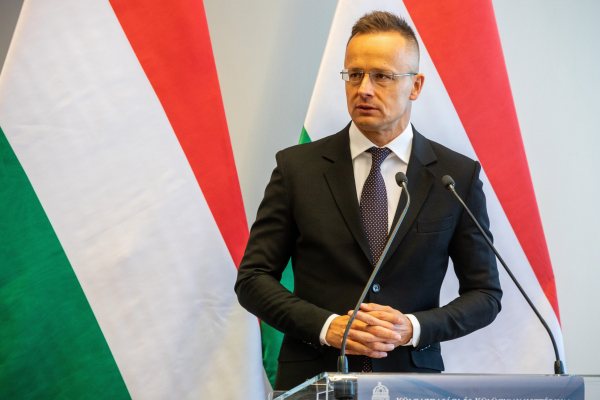 Hungary cảnh báo chặn các khoản viện trợ của Ukraine -0