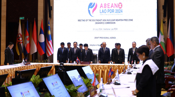 Bộ trưởng Ngoại giao các nước ASEAN tưởng niệm Tổng Bí thư Nguyễn Phú Trọng -0