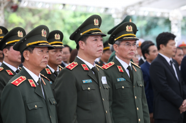 Đoàn đại biểu các đơn vị CAND thành kính viếng Tổng Bí thư Nguyễn Phú Trọng -0