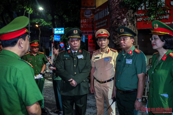 Giám đốc Công an TP Hà Nội kiểm tra đảm bảo an ninh, an toàn Lễ Quốc tang -0