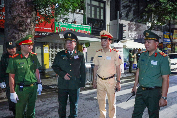 Công an TP Hà Nội đồng loạt triển khai lực lượng đảm bảo an ninh, an toàn Lễ Quốc tang -0