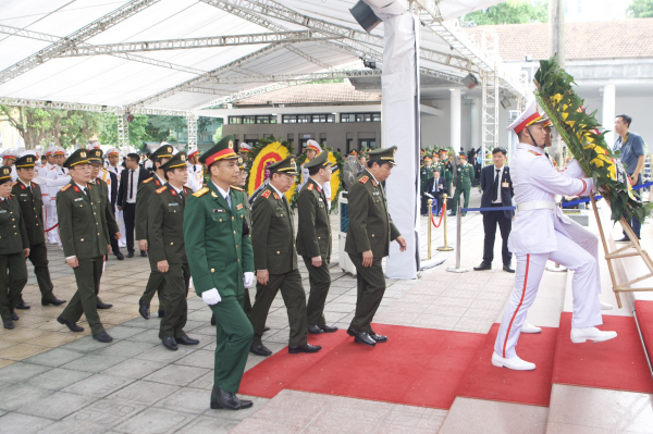 Đoàn đại biểu các đơn vị CAND thành kính viếng Tổng Bí thư Nguyễn Phú Trọng -1