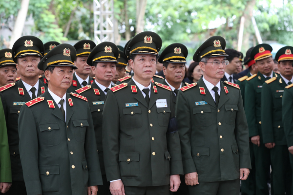 Đoàn đại biểu các đơn vị CAND thành kính viếng Tổng Bí thư Nguyễn Phú Trọng -2
