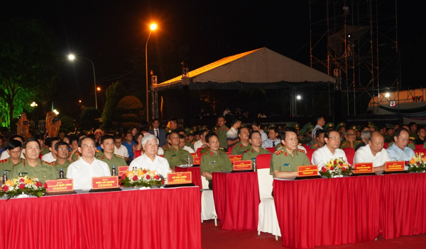 Xúc động và lắng đọng đêm giao lưu nghệ thuật “Giữ trọn lời thề - Nối những dòng sông” -0