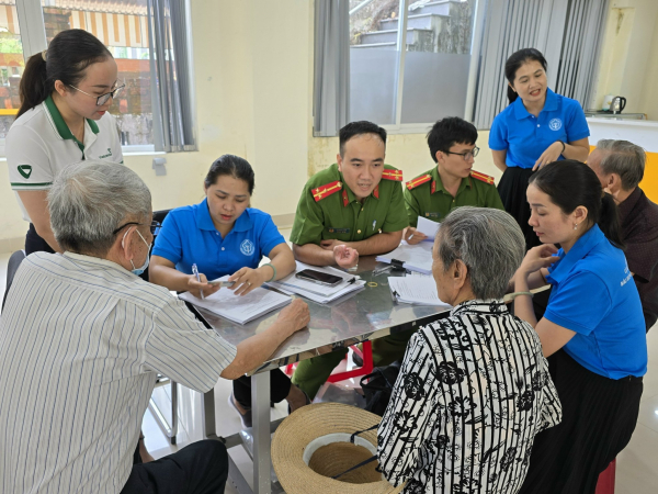 BHXH Quảng Nam linh hoạt trong tuyên truyền chính sách BHXH, BHYT, BHTN và Luật BHXH (sửa đổi) -0