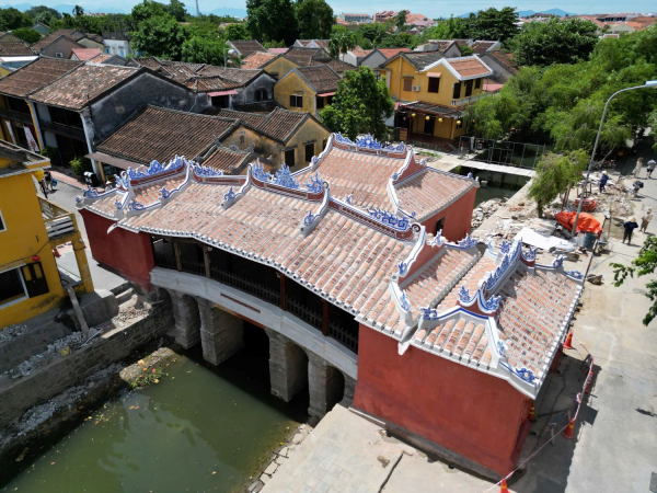 Chủ tịch Hội An chỉ đạo nóng sơn lại Chùa Cầu sau dư luận “di tích bị làm mới” -0