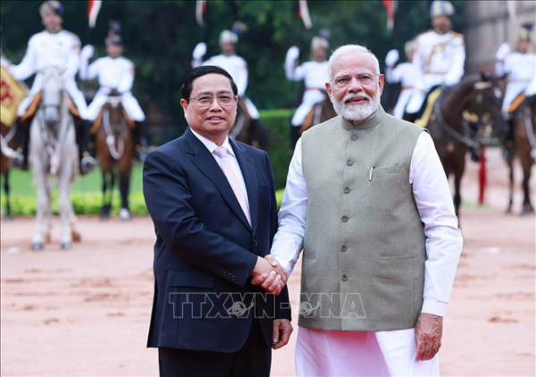 Thủ tướng Narendra Modi chủ trì lễ đón Thủ tướng Phạm Minh Chính thăm Ấn Độ -0