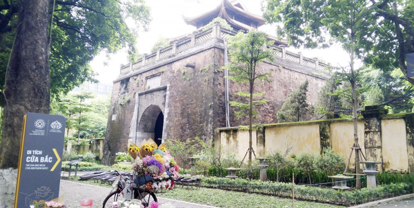 Nhịp phố bốn mùa hoa -1