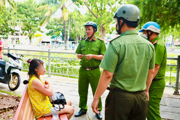 Phân loại các nhóm người lang thang  ăn xin để có biện pháp quản lý -0