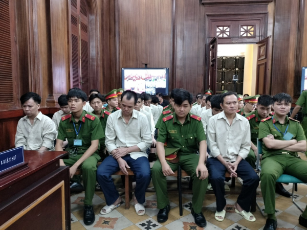 Bị cáo cố tình chối bỏ trách nhiệm -0