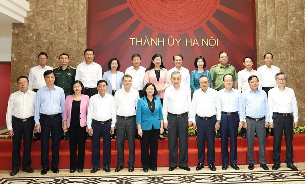 vna_potal_tong_bi_thu_chu_tich_nuoc_to_lam_tham_lam_viec_voi_ban_thuong_vu_thanh_uy_ha_noi_7529852 copy.jpg -0