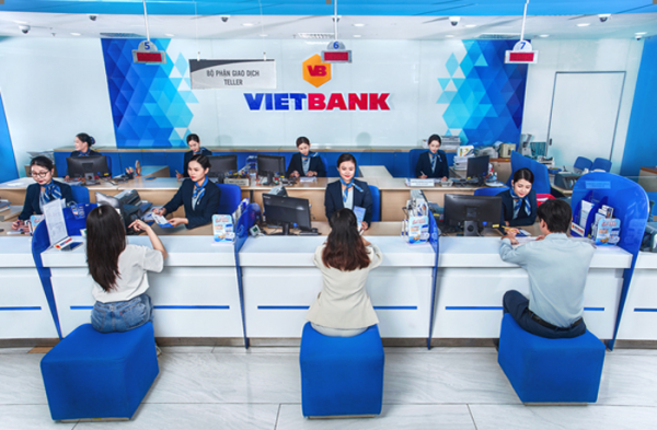 Hàng nghìn khách hàng trúng thưởng chương trình ‘Quà tặng tiền tỷ - Chào thu hết ý’ của Vietbank -0