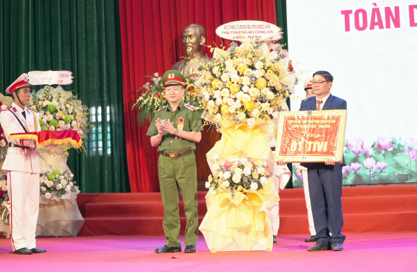 Thứ trưởng Nguyễn Ngọc Lâm dự Ngày hội toàn dân bảo vệ an ninh Tổ quốc tại Quảng Ngãi -0